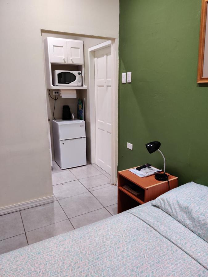 Woodbrook On The Avenue Bed & Breakfast Port of Spain Екстериор снимка